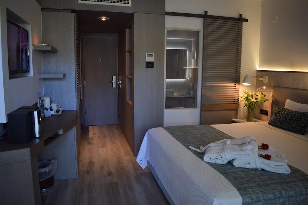 Hotel Minos Mare Royal à Platanias Extérieur photo